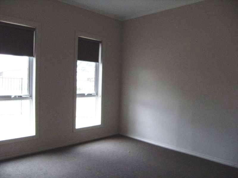 1 McKenzie Road, Elizabeth Downs SA 5113