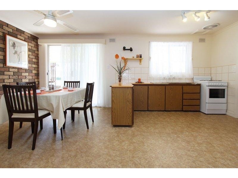 8 Beaumont Court, Para Hills West SA 5096