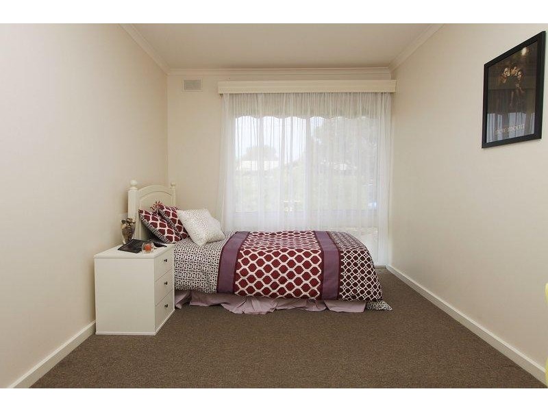 8 Beaumont Court, Para Hills West SA 5096