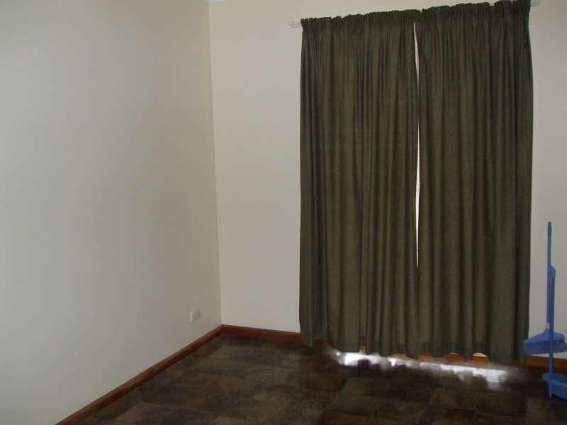 27 Poplar Road, Paralowie SA 5108