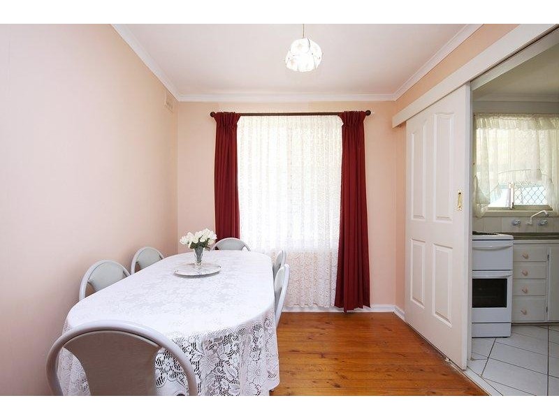 5 Preston Street, Elizabeth Downs SA 5113