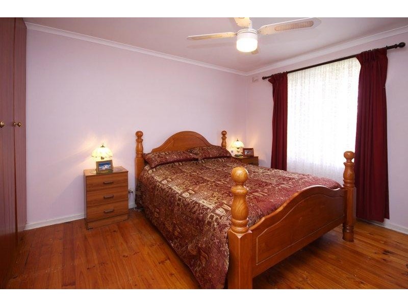 5 Preston Street, Elizabeth Downs SA 5113