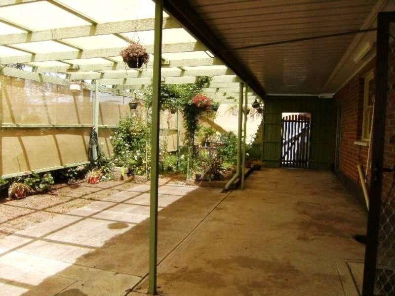 56 Hamblynn Road, Elizabeth Downs SA 5113