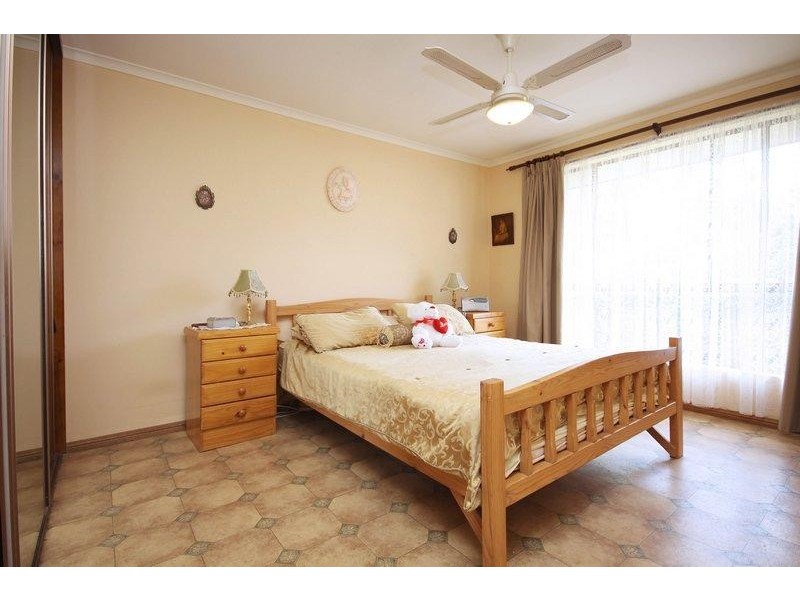 17 Carabeen Crescent, Andrews Farm SA 5114