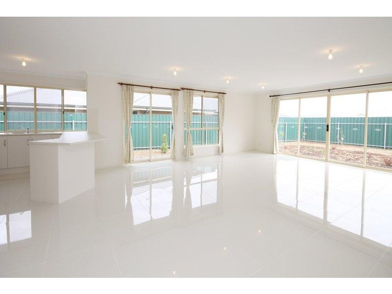 6 Butler Court, Blakeview SA 5114