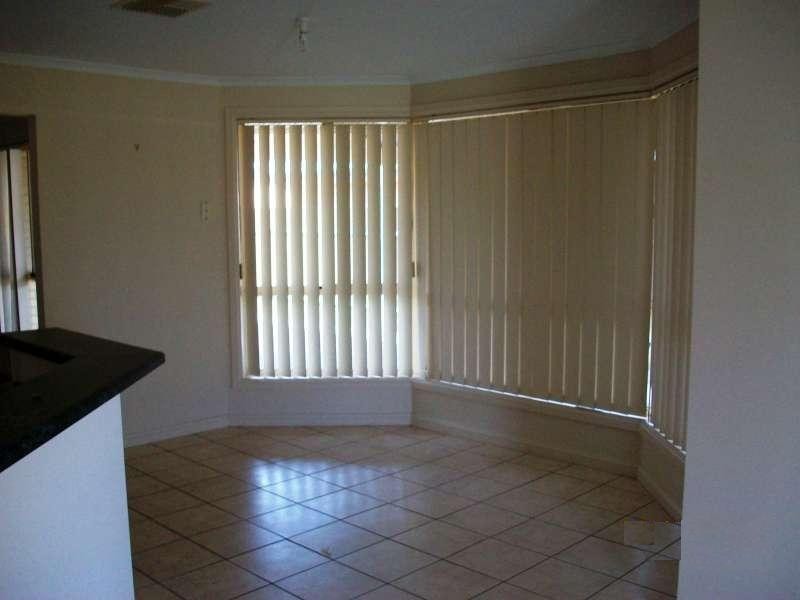 114 President Avenue, Andrews Farm SA 5114