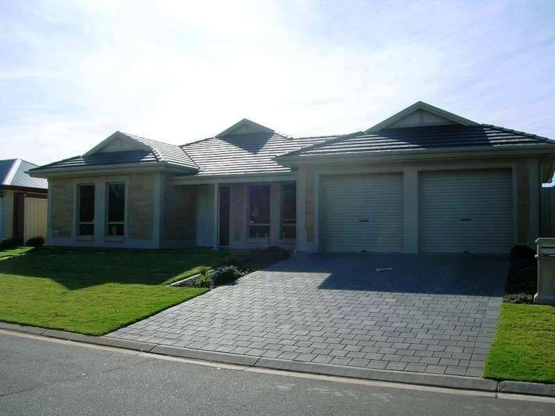 12 Arcadia Way, Smithfield SA 5114