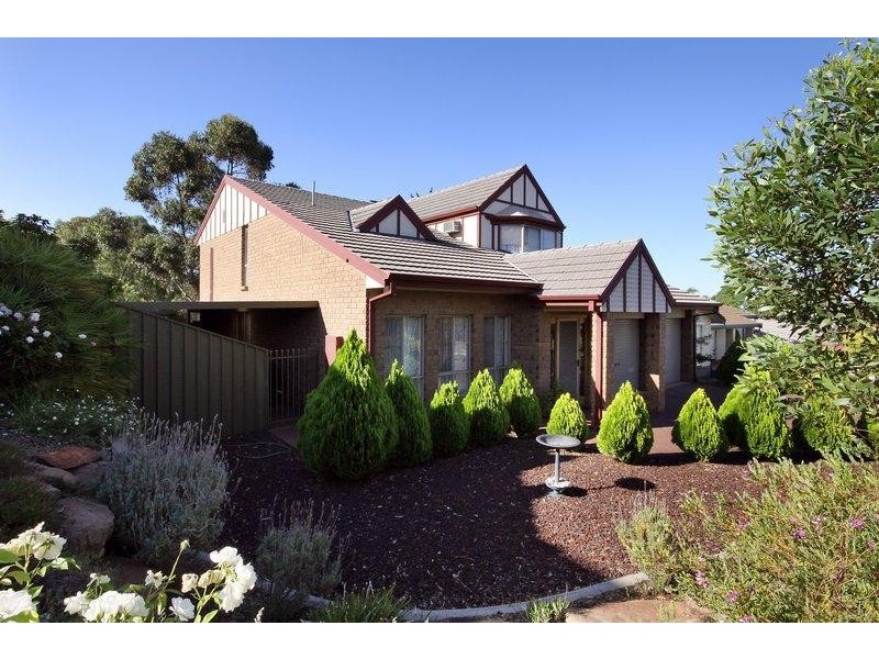 27 Hilltop Boulevard, Hillbank SA 5112