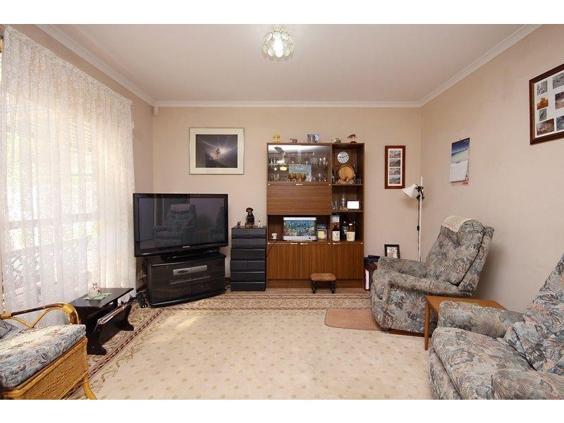 27 Hilltop Boulevard, Hillbank SA 5112