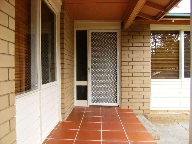 2 Myall Avenue, Munno Para SA 5115