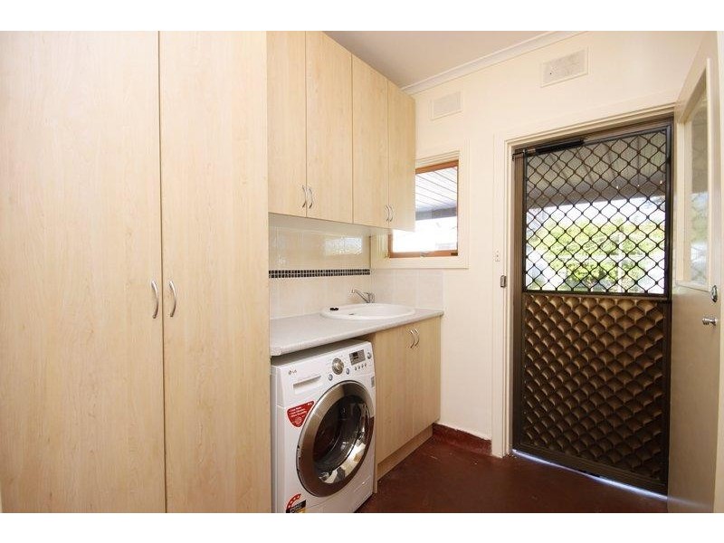 28 Mary Leonard Drive, Ingle Farm SA 5098