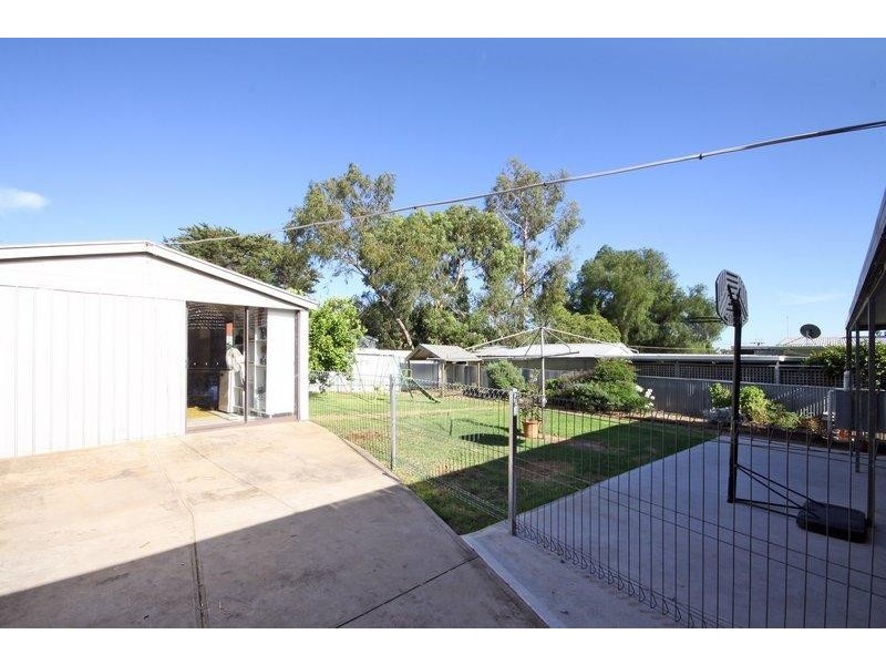 28 Mary Leonard Drive, Ingle Farm SA 5098