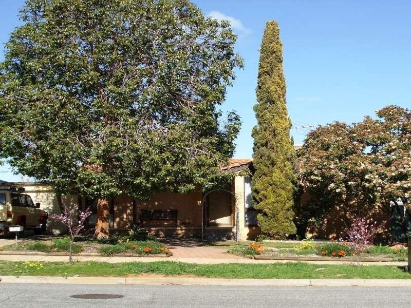 33 Salerno Court, Elizabeth East SA 5112