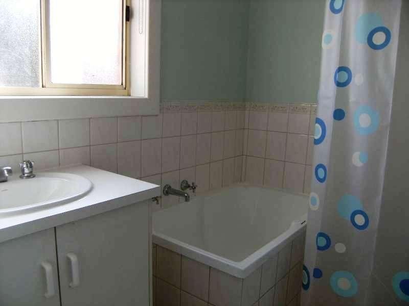 17 Burdell Street, Elizabeth Downs SA 5113