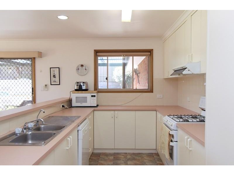 6 Tobin Court, Hillbank SA 5112