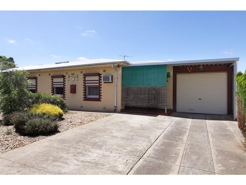 43 Mahood Street, Elizabeth Grove SA 5112