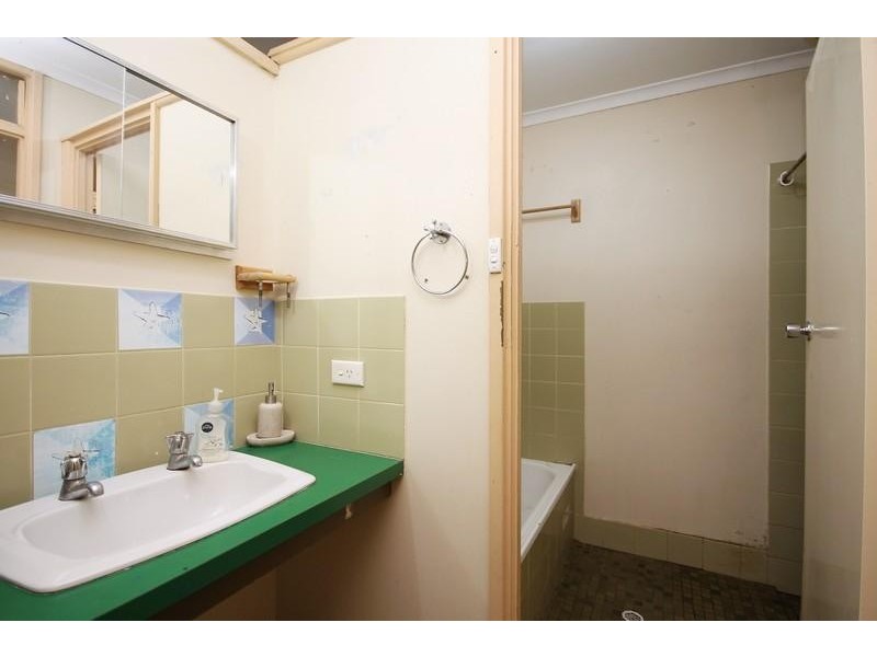 17 Adaluna Crescent, Smithfield SA 5114