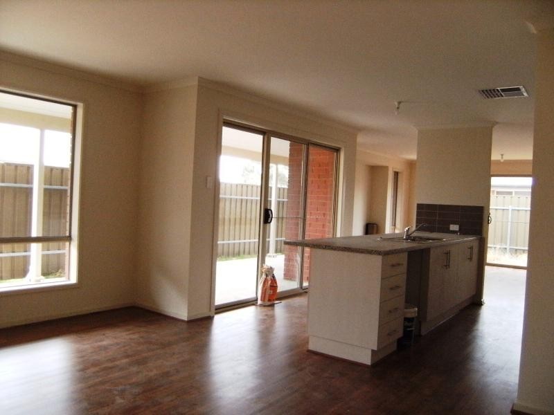 23 Dyson Street, Evanston SA 5116