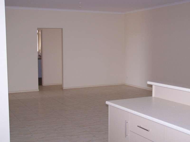 1 Eton Drive, Andrews Farm SA 5114