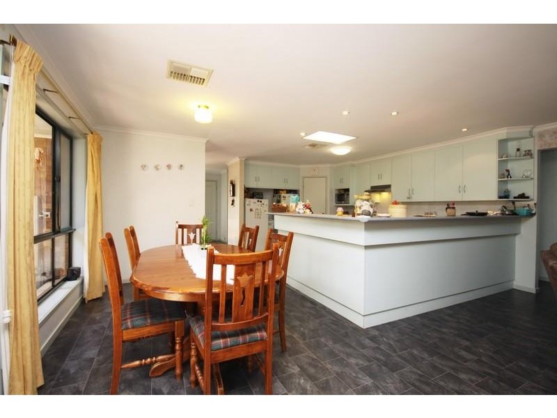 48 Jemalong Crescent, Roseworthy SA 5371