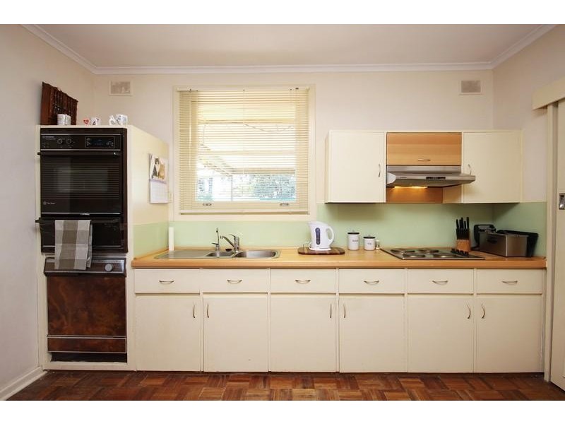 16 Beaumont Road, Smithfield Plains SA 5114