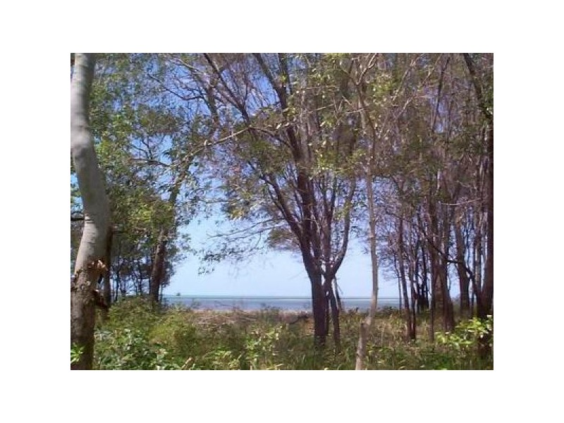 130 Burrum Street, Burrum Heads QLD 4659