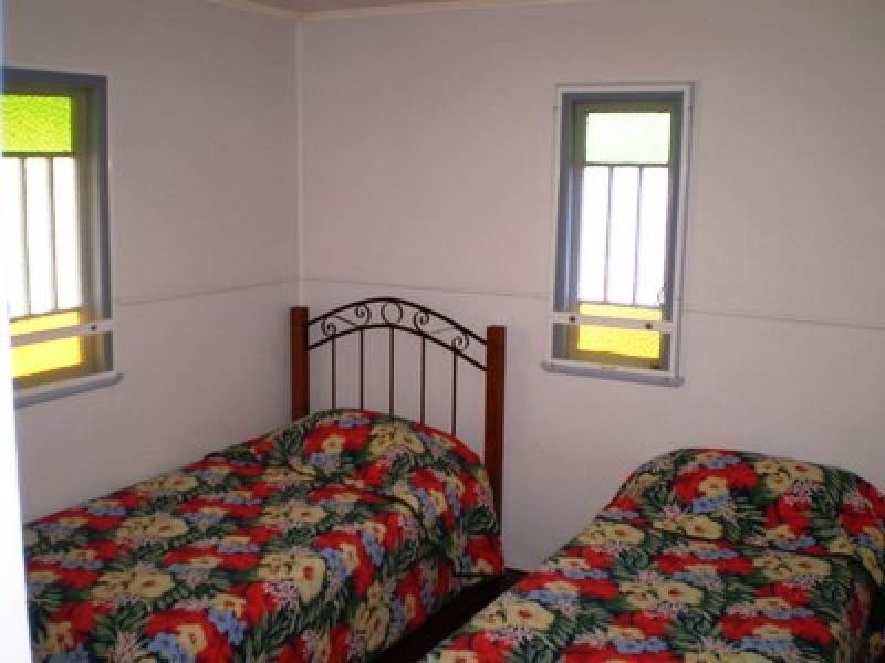 40 Esplanade, Burrum Heads QLD 4659