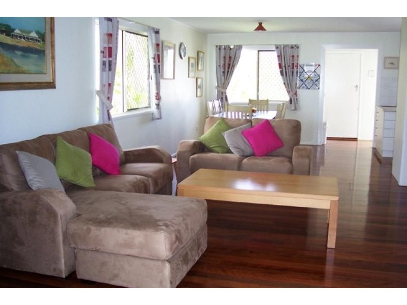 47 Esplanade, Burrum Heads QLD 4659