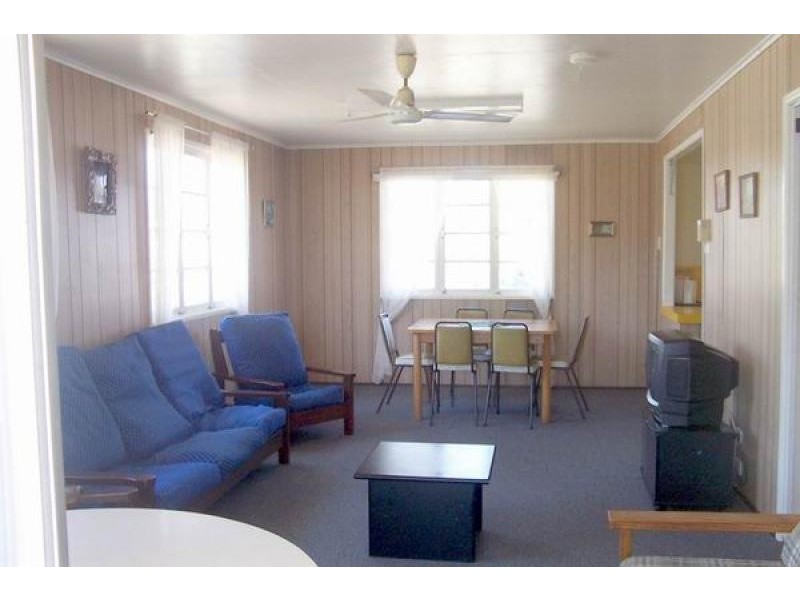 8 Burrum Heads Road, Burrum Heads QLD 4659