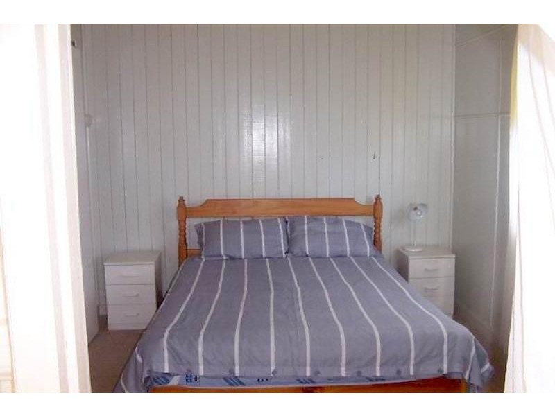 8 Burrum Heads Road, Burrum Heads QLD 4659