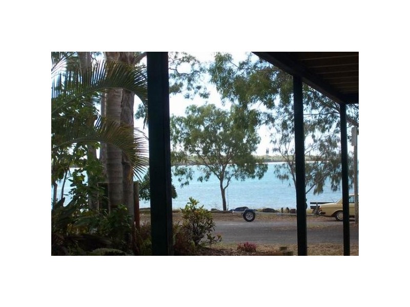 36 The Esplanade, Burrum Heads QLD 4659