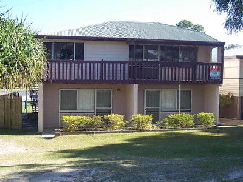 64 Burrum Street, Burrum Heads QLD 4659