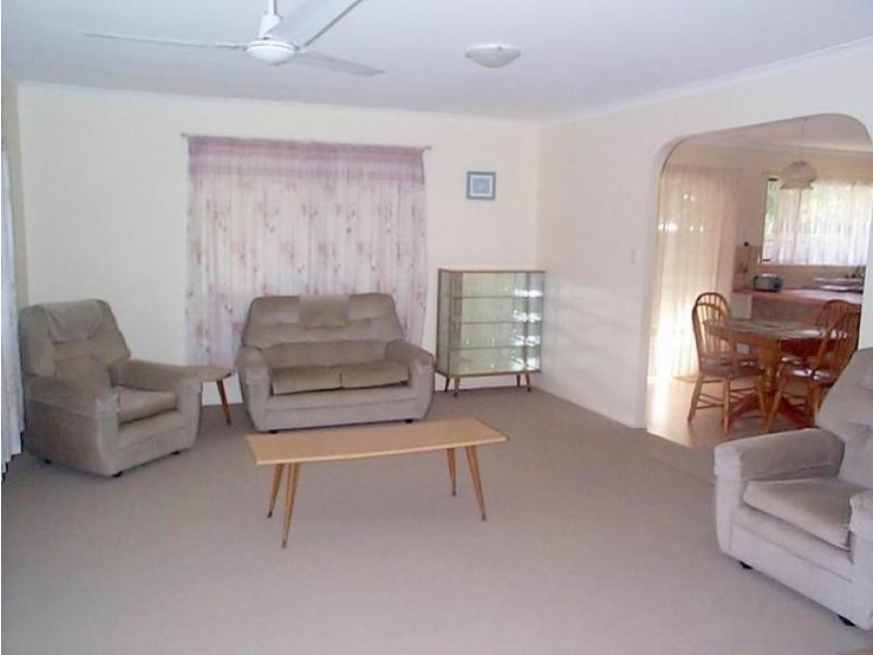 43 Burrum Heads Road, Burrum Heads QLD 4659