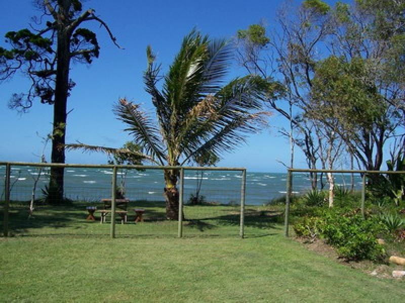 60 Kingfisher Pde, Toogoom QLD 4655