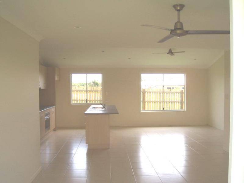 36 LOUISE DRIVE, Burrum Heads QLD 4659