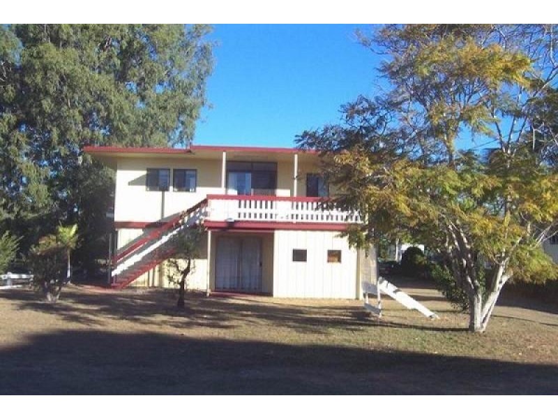 31 HOWARD STREET, Burrum Heads QLD 4659