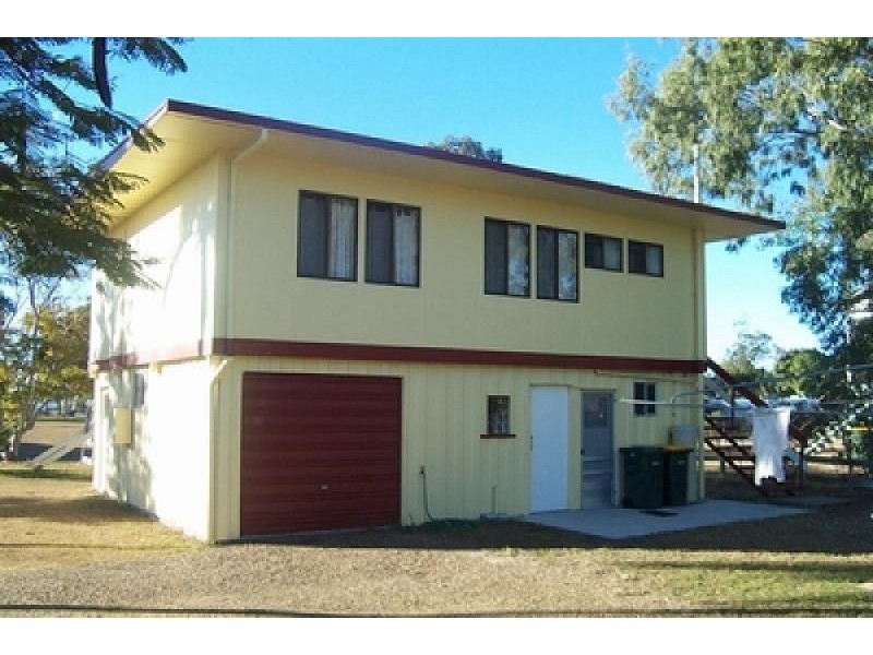 31 HOWARD STREET, Burrum Heads QLD 4659