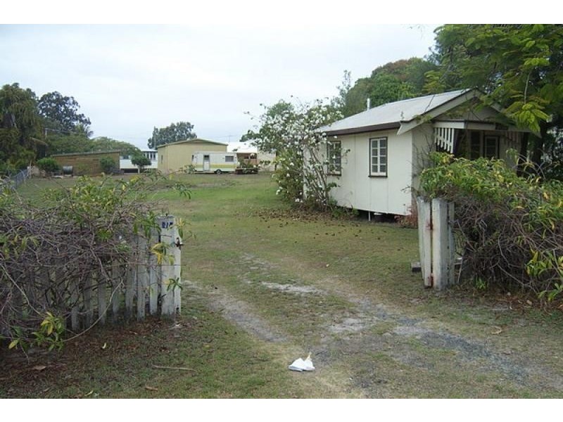 27 BURRUM STREET, Burrum Heads QLD 4659