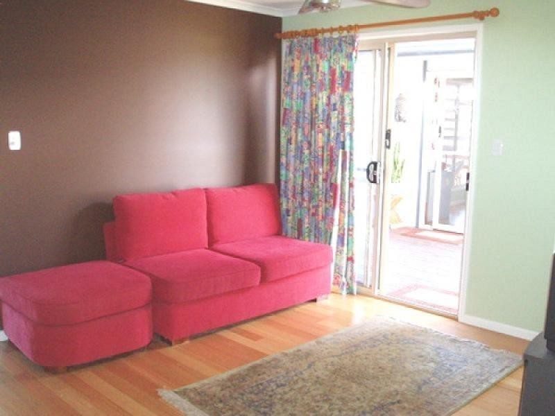 37 TRAVISTON WAY, Burrum Heads QLD 4659