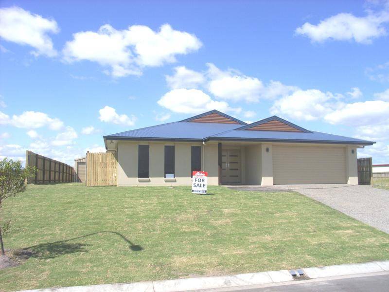 8 KRISTA COURT, Burrum Heads QLD 4659
