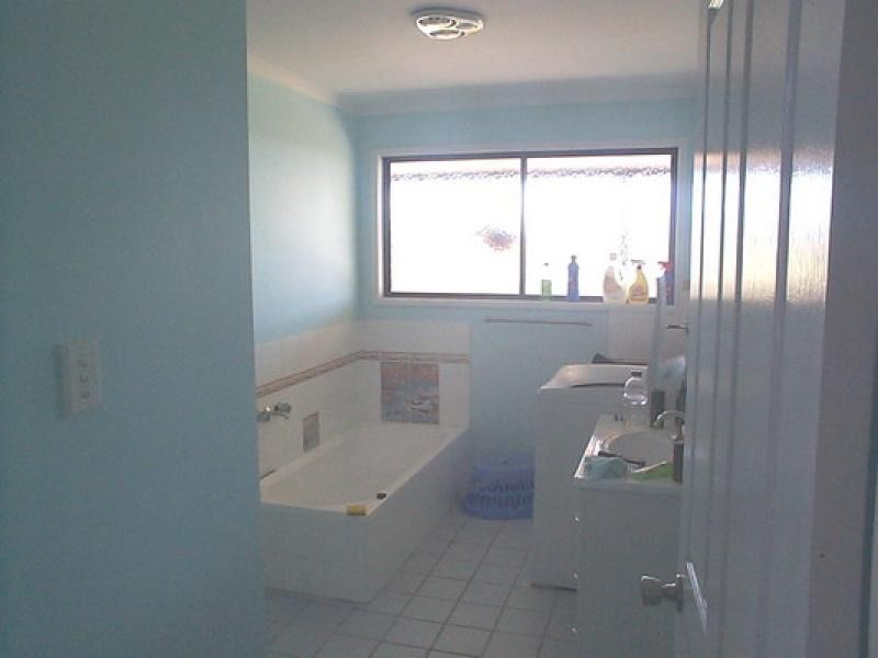 35 LUCAS DRIVE, Burrum Heads QLD 4659