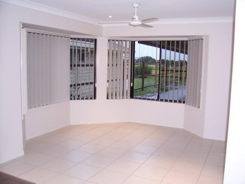 24 LOUISE DRIVE, Burrum Heads QLD 4659