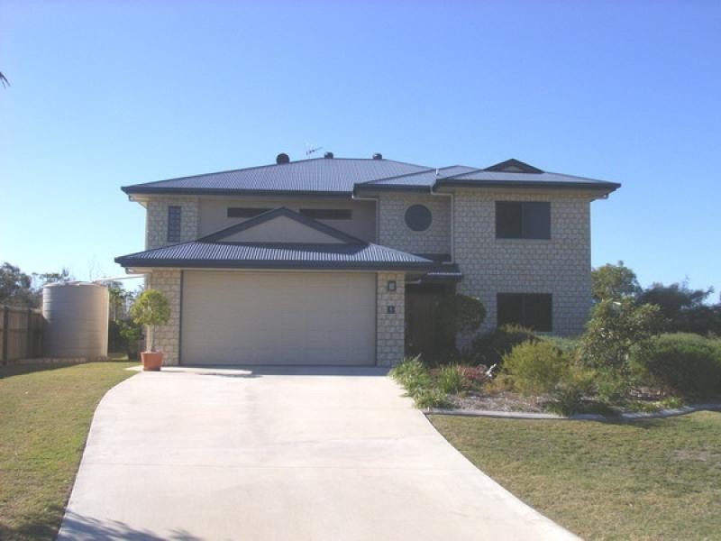 1 Tamarind Close, Burrum Heads QLD 4659