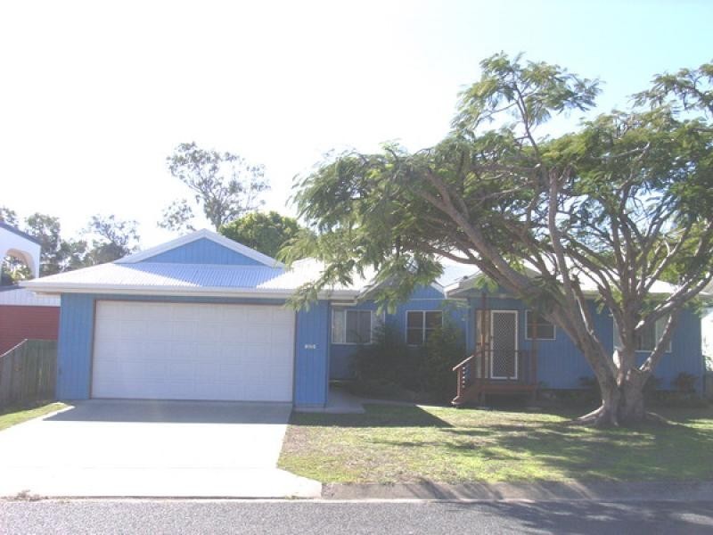20 TRAVIS ROAD, Burrum Heads QLD 4659