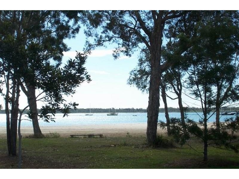 96 RIVERVIEW DRIVE, Burrum Heads QLD 4659