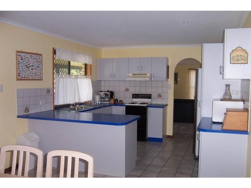 96 RIVERVIEW DRIVE, Burrum Heads QLD 4659