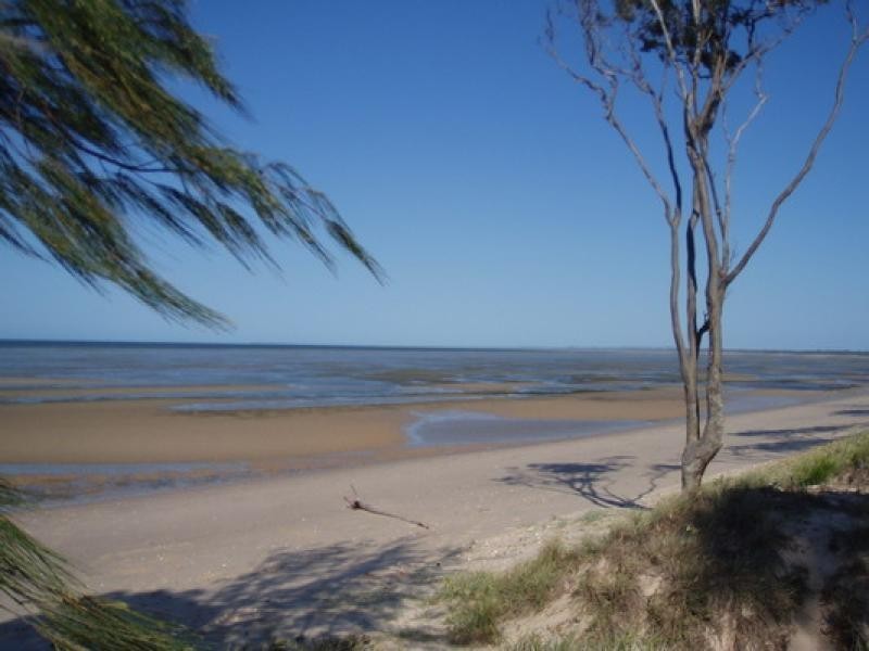 2 BEACH DRIVE, Burrum Heads QLD 4659