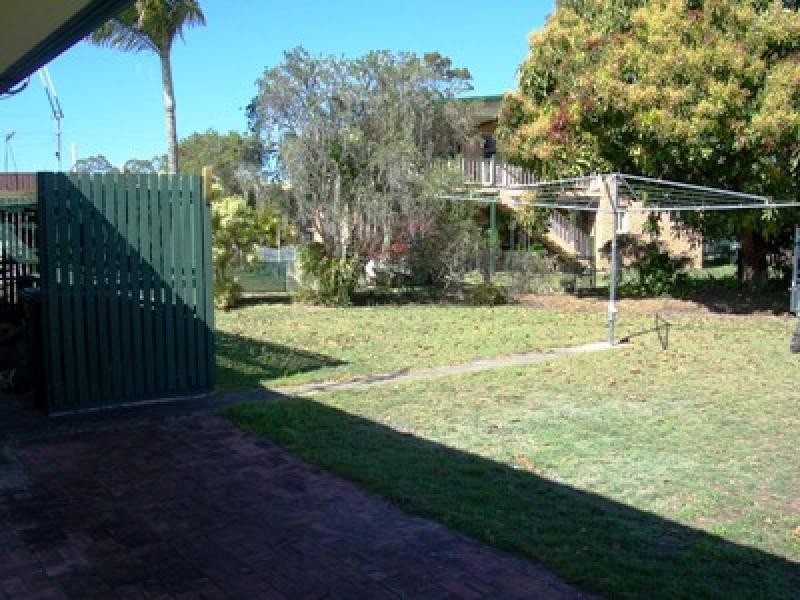 77 RIVERVIEW DRIVE, Burrum Heads QLD 4659