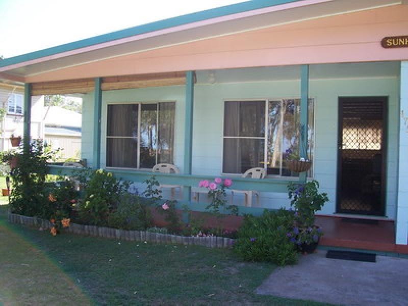 UNIT 1/175 BURRUM STREET, Burrum Heads QLD 4659