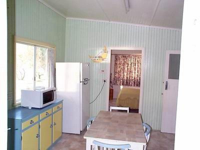 28 Burrum Street, Burrum Heads QLD 4659